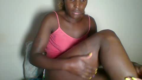 Snapshot of _clara01 chatting on February 22, 10:29 am clara online show from February 22, 10:29 am