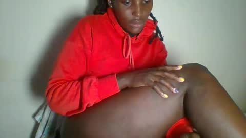 Snapshot of _clara01 chatting on March 11, 6:32 am clara online show from March 11, 6:32 am