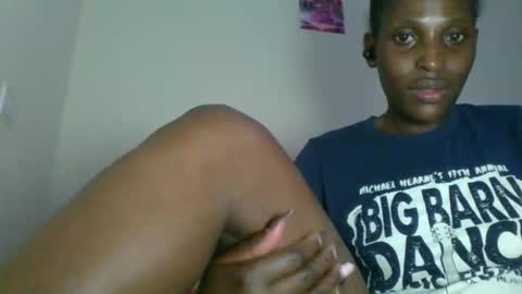 clara online show from April 8, 9:59 pm