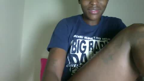 clara online show from April 10, 9:36 am