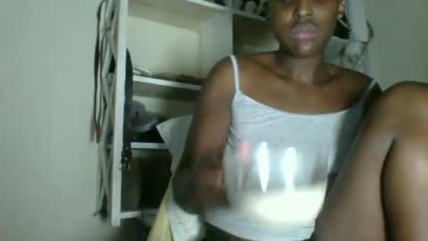 clara online show from April 19, 10:03 am