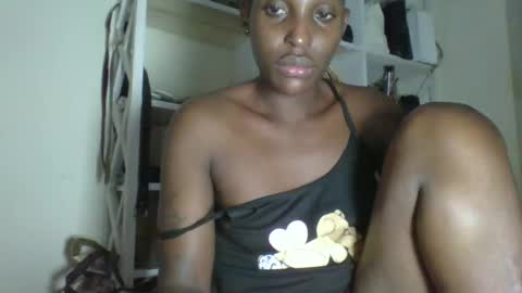 clara online show from April 21, 8:53 am