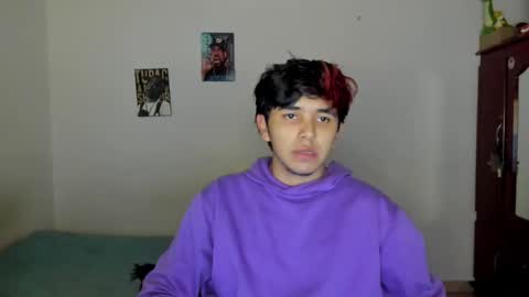 Snapshot of _cody_johnson chatting on December 10, 2:05 am Cody online show from December 10, 2:05 am