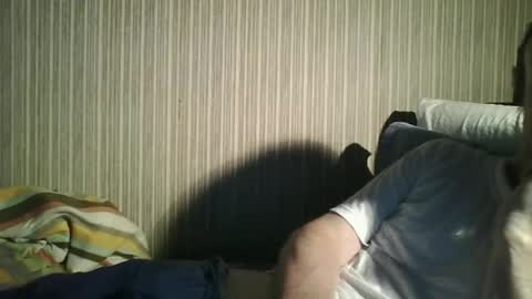 Snapshot of _col_t chatting on June 24, 4:11 am I hate social media Odio las redes sociales online show from June 24, 4:11 am