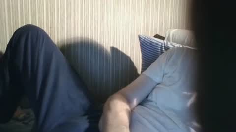 Snapshot of _col_t chatting on July 9, 10:03 pm I hate social media Odio las redes sociales online show from July 9, 10:03 pm