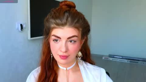 Snapshot of _comefeelme_ chatting on February 20, 11:42 am D online show from February 20, 11:42 am