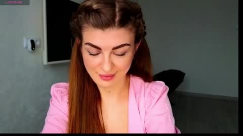 Snapshot of _comefeelme_ chatting on March 6, 12:19 pm D online show from March 6, 12:19 pm