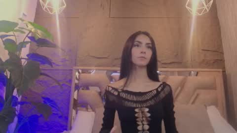 Snapshot of _coraliinee_ chatting on May 14, 4:52 am Coraline online show from May 14, 4:52 am