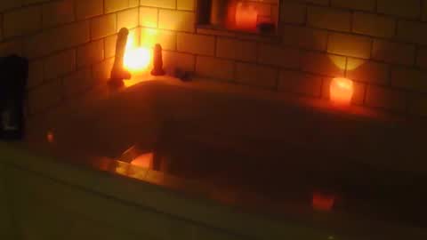 _cumwithme__ online show from October 14, 7:53 am