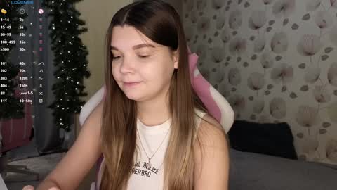 _cute_ice online show from December 19, 4:34 am