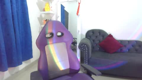 Snapshot of _cute_katy_ chatting on December 13, 5:49 am Katherine   Shedule  10pm -4 am  Colombia hour online show from December 13, 5:49 am