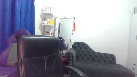 Snapshot of _cute_katy_ chatting on February 5, 6:13 am Katherine   Shedule  10pm -4 am  Colombia hour online show from February 5, 6:13 am