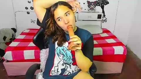 katerine online show from April 14, 5:13 am