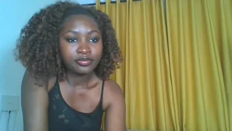 Snapshot of _cutestephanie chatting on September 10, 2:22 am STEPH online show from September 10, 2:22 am