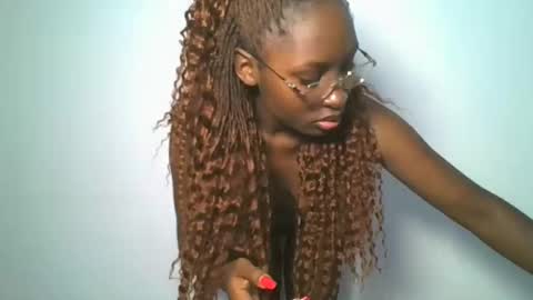 Snapshot of _cutestephanie chatting on November 2, 12:13 am STEPH online show from November 2, 12:13 am