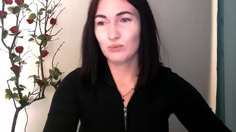 _cutie_and_shy_ online show from April 8, 6:35 am