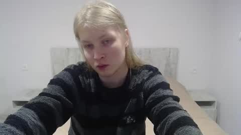 Snapshot of _dash_ chatting on December 8, 3:13 pm Tony online show from December 8, 3:13 pm