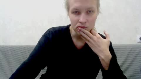 Snapshot of _dash_ chatting on January 19, 6:43 pm Tony online show from January 19, 6:43 pm