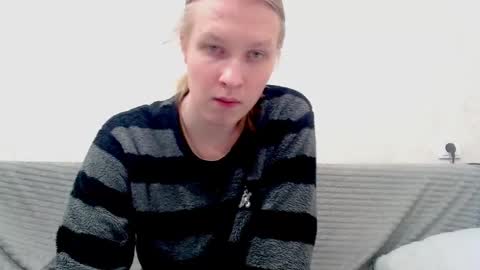 Snapshot of _dash_ chatting on February 18, 4:37 pm Tony online show from February 18, 4:37 pm