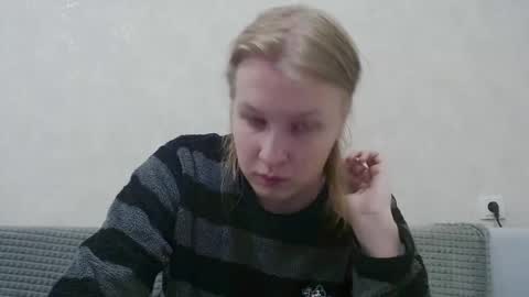 Snapshot of _dash_ chatting on November 8, 4:07 pm Tony online show from November 8, 4:07 pm