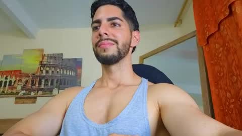 Snapshot of _davidwolf chatting on May 18, 10:37 pm David online show from May 18, 10:37 pm