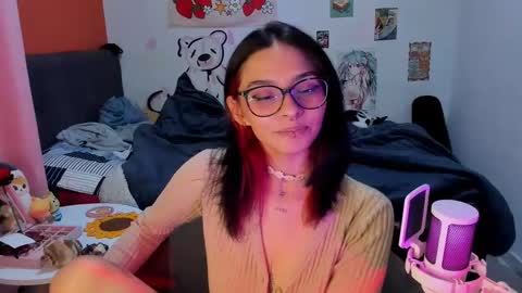 Snapshot of _dayanne_ chatting on December 4, 1:36 am Pao online show from December 4, 1:36 am