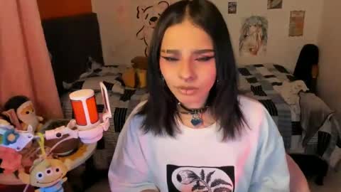 Snapshot of _dayanne_ chatting on September 9, 2:44 am Pao online show from September 9, 2:44 am