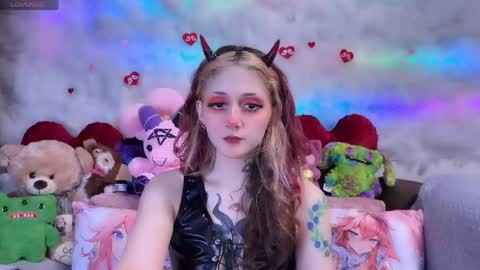 Kate online show from April 24, 6:32 pm