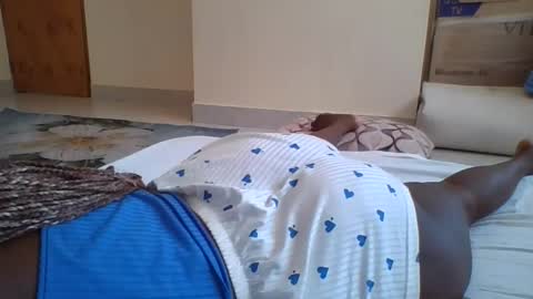 Snapshot of _diva001_ chatting on September 13, 10:04 am bigbootydiva online show from September 13, 10:04 am