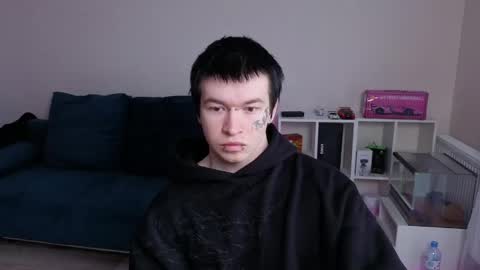 _dream_boys_ online show from April 19, 8:13 am