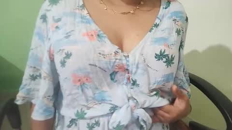 _dreamgirl_0 online show from February 28, 9:54 am