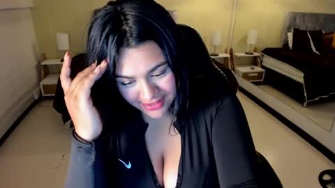 Dulcinea online show from September 13, 1:33 pm