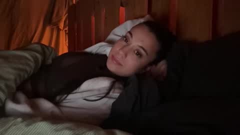 Snapshot of _elena_barra chatting on February 4, 11:53 pm elena barra online show from February 4, 11:53 pm