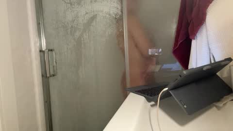 Snapshot of _elena_barra chatting on February 13, 3:41 pm elena barra online show from February 13, 3:41 pm