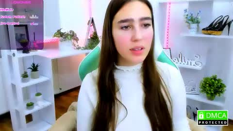 Lizzy  online show from February 4, 9:31 pm