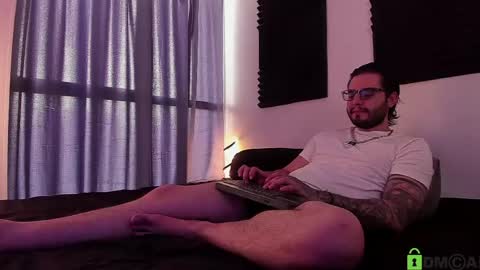 Snapshot of _elon_coxx_ chatting on May 7, 8:25 pm - online show from May 7, 8:25 pm