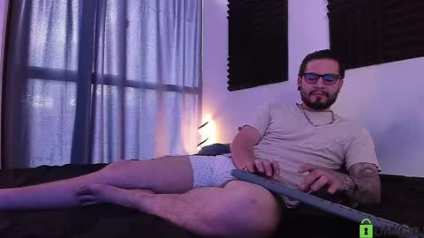 Snapshot of _elon_coxx_ chatting on May 31, 9:49 pm - online show from May 31, 9:49 pm