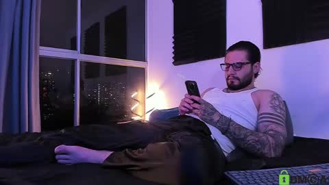 Snapshot of _elon_coxx_ chatting on June 5, 1:23 am - online show from June 5, 1:23 am