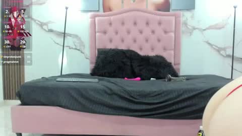 Snapshot of _ema_jones_ chatting on March 11, 3:23 pm Ema online show from March 11, 3:23 pm