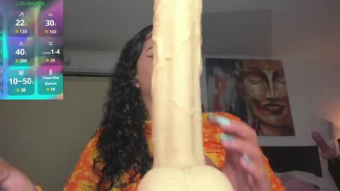 Snapshot of _emily_perez chatting on February 16, 7:05 pm _emily_perez online show from February 16, 7:05 pm