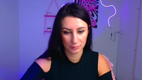 Emma online show from October 10, 6:23 am