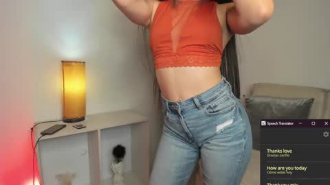 Snapshot of _emma_m chatting on February 1, 11:27 pm emma morryson online show from February 1, 11:27 pm