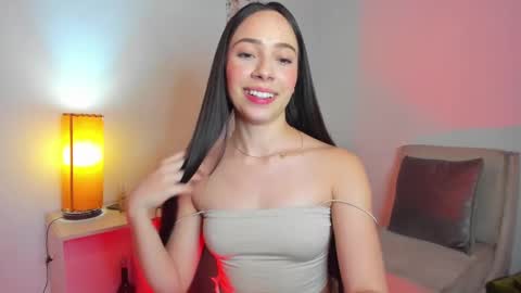 Snapshot of _emma_m chatting on March 1, 2:04 am emma morryson online show from March 1, 2:04 am