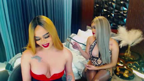 _empressvalerie_ online show from January 24, 7:08 am