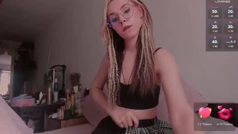 Eva online show from April 14, 8:53 am