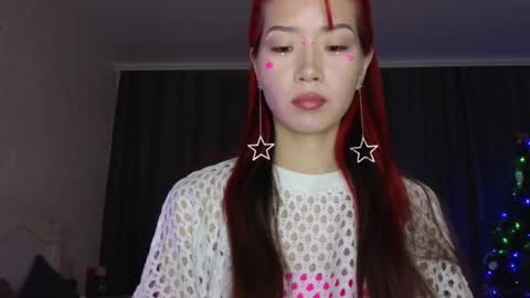 Snapshot of _eve____ chatting on December 18, 6:53 am EveEva online show from December 18, 6:53 am