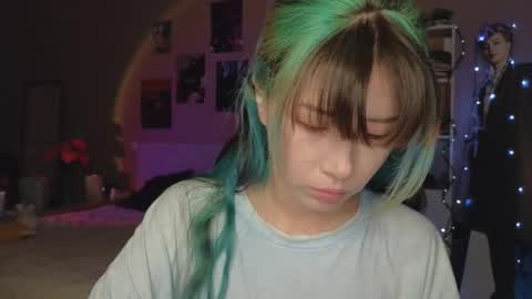 Snapshot of _eve____ chatting on October 9, 1:03 am EveEva online show from October 9, 1:03 am