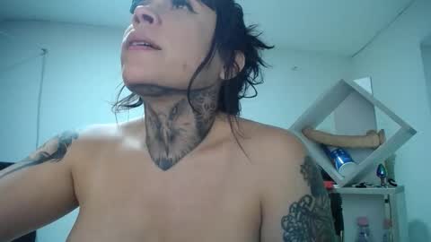 Snapshot of _exa_ chatting on December 16, 2:16 am Exa help me position myself with your thumb up thanks online show from December 16, 2:16 am