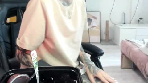 Alis online show from September 19, 8:05 am