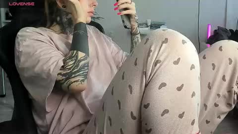 Alis online show from November 27, 9:44 am